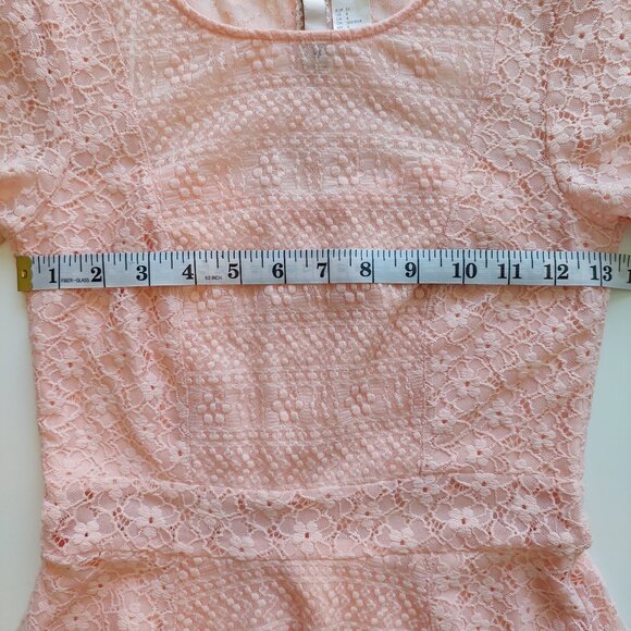 H&M Peach Lace Short Sleeve Dress - Picture 8 of 10